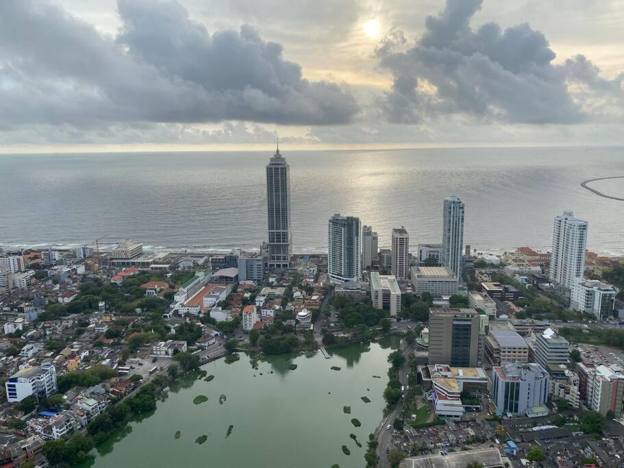 Altair Colombo - View, Location, Ultra Luxury!アパートメント エクステリア 写真